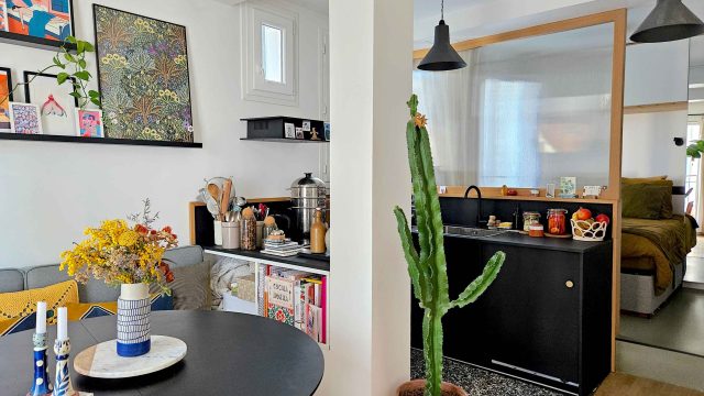 Transforming Small Spaces: The Trend of Glass Partitions in Studios