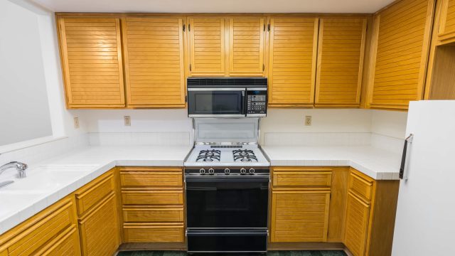 Revitalize Your Oak Cabinets Without Painting