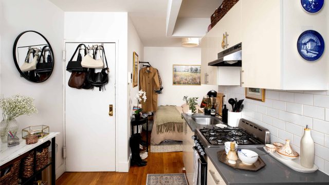 Transform Your Entryway with Stylish and Functional Decor