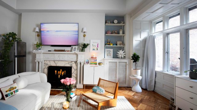 Maximizing Space: The Ingenious Use of Toast Racks in Home Decor