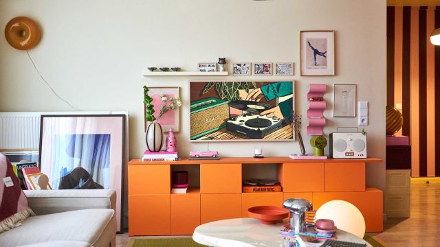Transform Your Living Space with a Stylish Streaming Setup