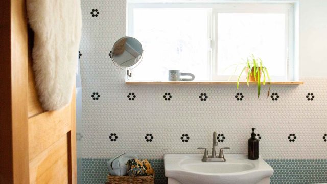 Transform Your Bathroom with a Budget-Friendly Storage Idea