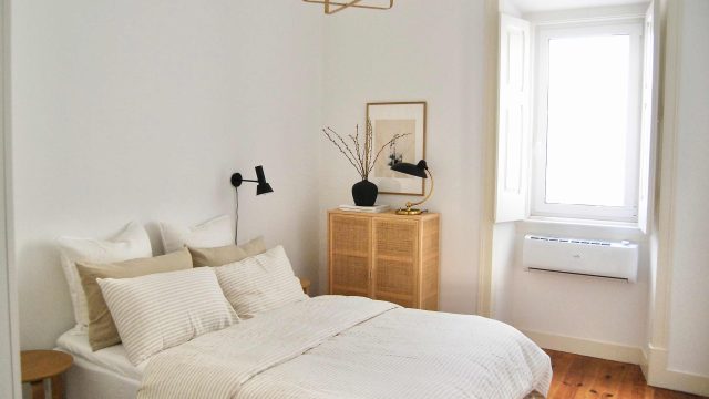 Stay Cool: The Essential Comforter for S