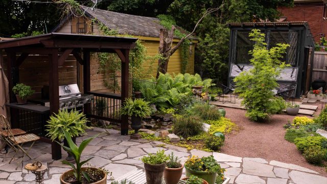 Transform Your Garden with Cozy Wooden Retreats