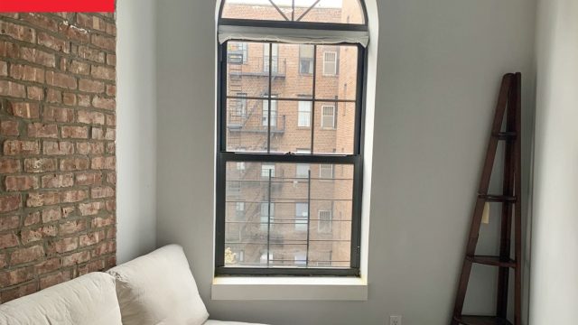 Maximizing Small Spaces: A Stylish NYC Living Room Transformation