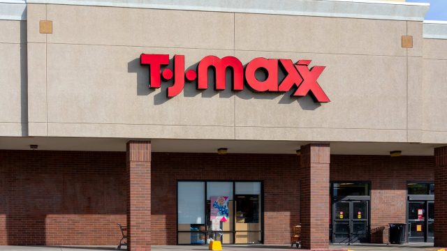 Unlock Incredible Savings at T.J. Maxx and Marshalls This Season
