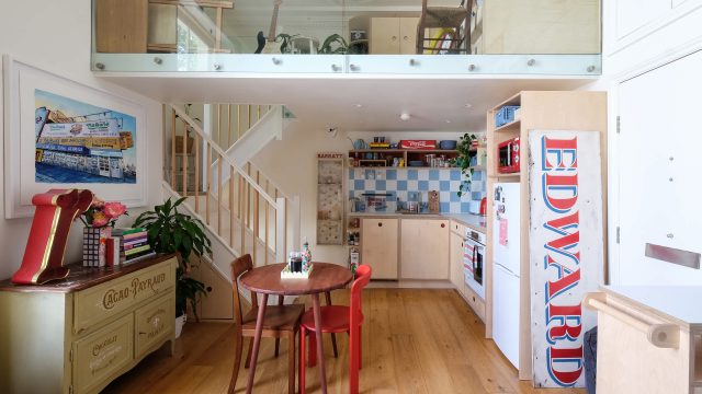 Innovative Storage Solutions: Transform Your Tiny Bedroom with Style