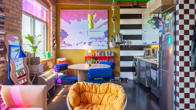 Maximizing Space: Innovative Loft Design Transforms Tiny Studio