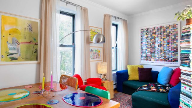 How Removing a Bedroom Door Transformed a Small Apartment's Layout