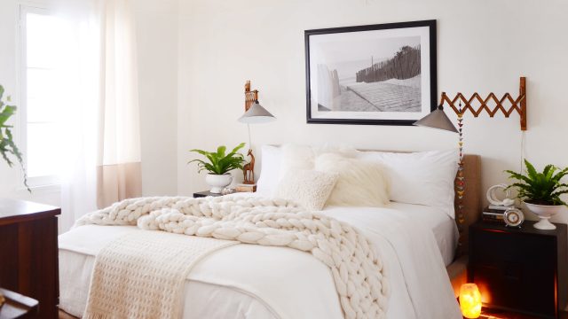 Massive Discounts on Lola Blankets: Grab 50% Off Your Favorites