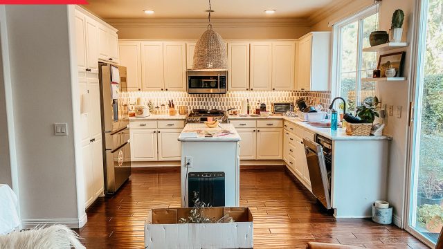 Transforming Functionality: The Modern Makeover of a Stunning Kitchen