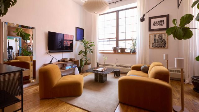 Transform Your Home for Fall: Essential Cozy Decor Tips