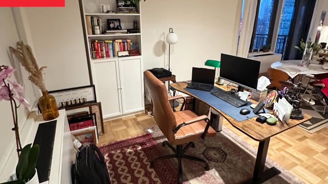 Transforming a Renter's Space: Stylish Office Solutions