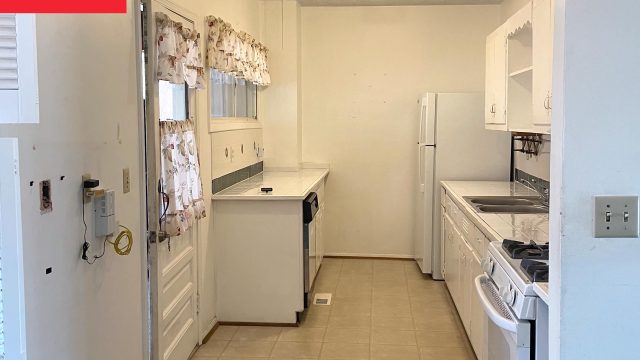 Transforming Small Spaces: Innovative Solutions for Compact Kitchens